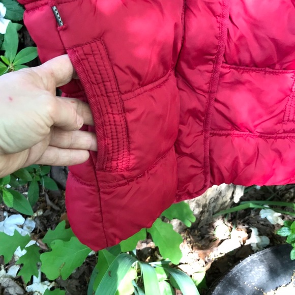 Aeropostale Red Zip Up Puffer Vest Removable Faux Fur Hat Hood Hoodie Small S - Picture 12 of 16